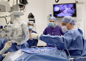 Médicos tentam 1ª edição CRISPR no corpo para cegueira